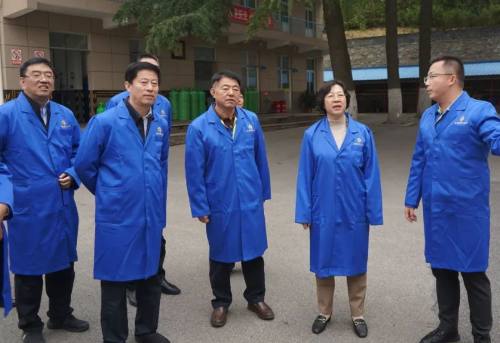 市人大调研组到市市场监管局调研《威海市气瓶安全管理条例》实施情况